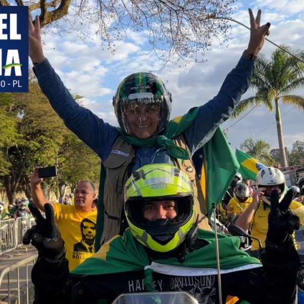 Coronel Cláudia na Motociata do Bolsonaro em BH